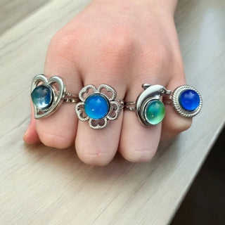 Mood Ring Bath Bomb Surprise