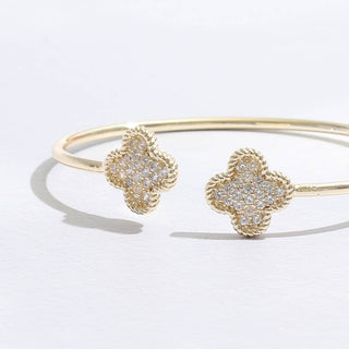 Gold Tone Wire Bracelet with CZ Clover Ends – One Size