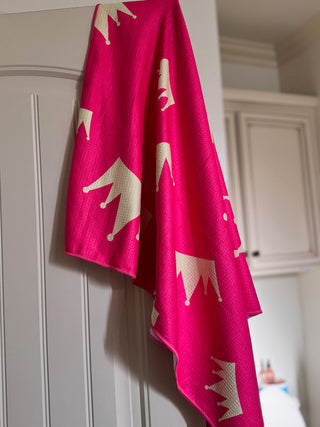 Crown Printed Quick-Dry Travel Towel – Lightweight Beach Towel