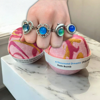 Mood Ring Bath Bomb Surprise